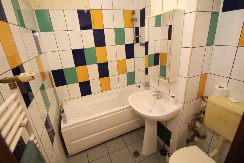 Titan, Nicolae Grigorescu metrou, 2 camere. decomandat